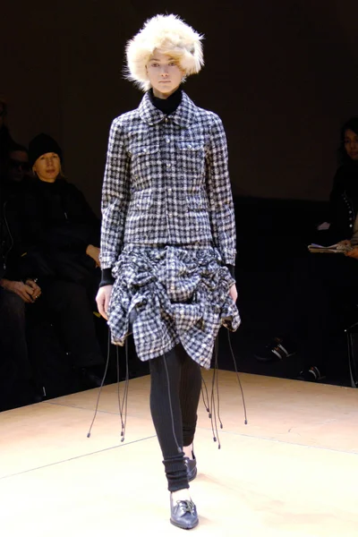 Look 14